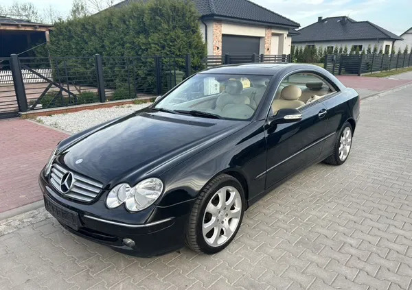 mercedes benz Mercedes-Benz CLK cena 23700 przebieg: 152000, rok produkcji 2003 z Namysłów